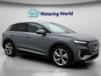 Audi Q4 e-tron S LINE