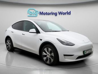 Tesla Model Y LONG RANGE AWD
