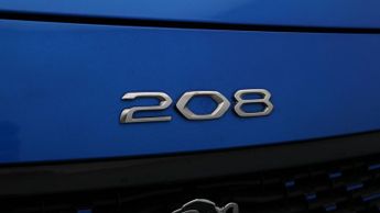 Peugeot E-208 GT LINE