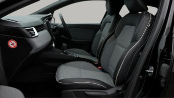 Renault Clio TECHNO E-TECH