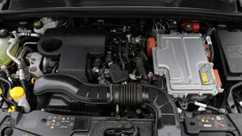 Renault Clio TECHNO E-TECH