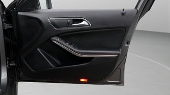 Mercedes-Benz A Class A 200 D AMG LINE PREMIUM