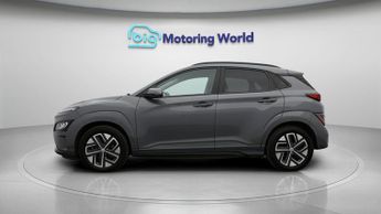 Hyundai KONA PREMIUM