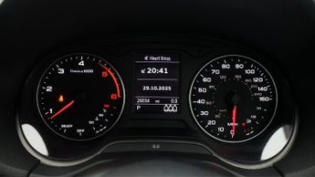 Audi Q2 TDI S LINE