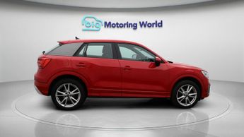 Audi Q2 TDI S LINE