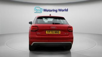 Audi Q2 TDI S LINE