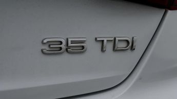 Audi A4 TDI S LINE BLACK EDITION