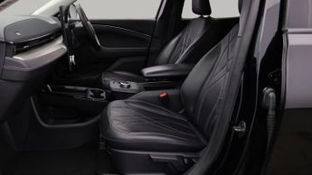 Ford Mustang Mach-E BASE