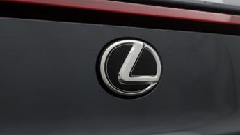 Lexus UX 300E PREMIUM PLUS