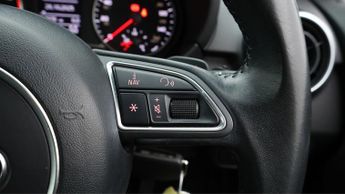 Audi A1 TFSI SPORT NAV