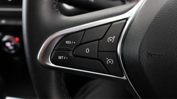 Renault Captur TECHNO E-TECH