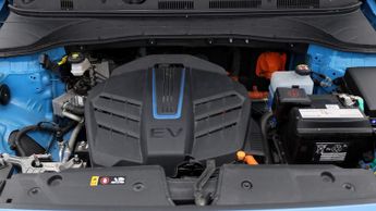 Hyundai KONA PREMIUM