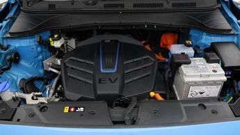 Hyundai KONA PREMIUM