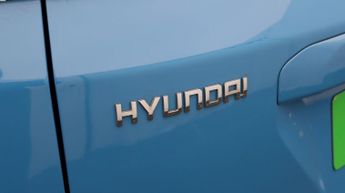 Hyundai KONA PREMIUM