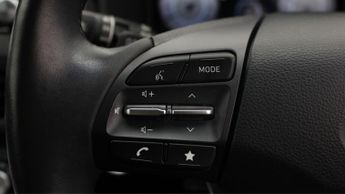 Hyundai KONA PREMIUM