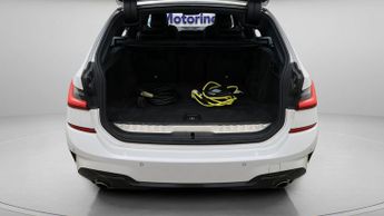 BMW 3 Series 330E M SPORT