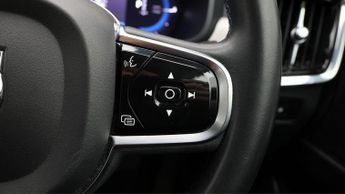 Volvo S90 RECHARGE T8 PLUS AWD