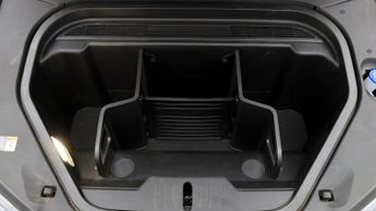 Ford Mustang Mach-E BASE