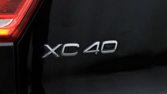 Volvo XC40 RECHARGE PLUS