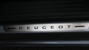 Peugeot E-2008 GT