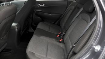 Hyundai KONA PREMIUM