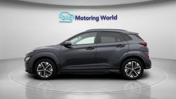 Hyundai KONA PREMIUM