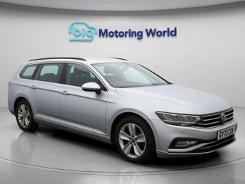 Volkswagen Passat SE NAV TDI