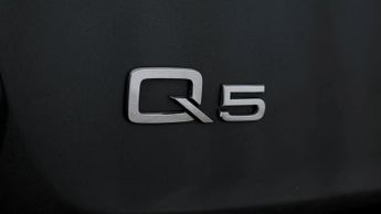 Audi Q5 TFSI E S LINE BLACK EDITION QUATTRO