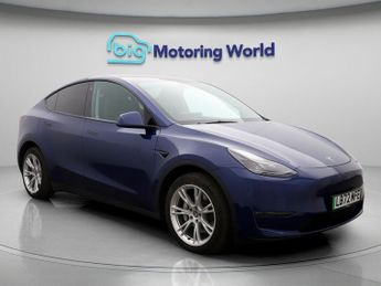 Tesla Model Y LONG RANGE AWD