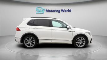Volkswagen Tiguan R-LINE TDI 4MOTION DSG