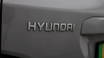 Hyundai KONA PREMIUM