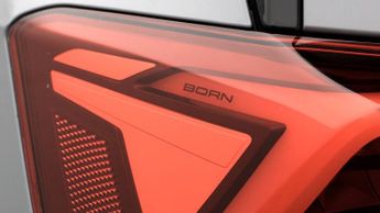 CUPRA Born V3