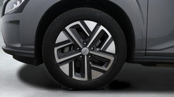 Hyundai KONA PREMIUM