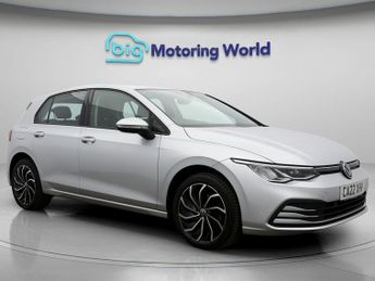 Volkswagen Golf LIFE ETSI DSG