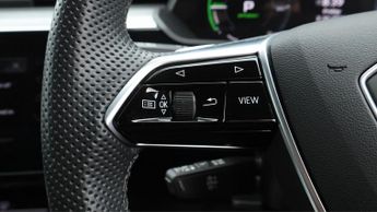 Audi e-tron SPORTBACK QUATTRO S LINE