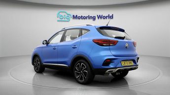 MG MG ZS EXCLUSIVE T-GDI