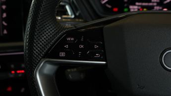 Audi Q4 e-tron S LINE