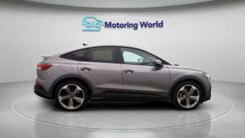 Audi Q4 e-tron SPORTBACK BLACK EDITION QUATTRO