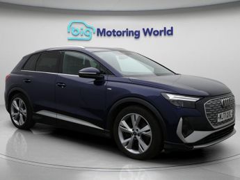 Audi Q4 e-tron S LINE