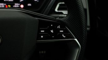 Audi Q4 e-tron S LINE