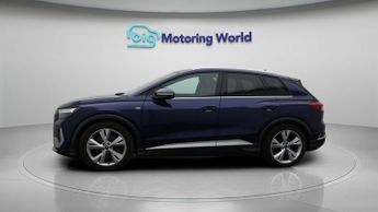 Audi Q4 e-tron S LINE