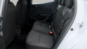 Renault Clio EVOLUTION E-TECH