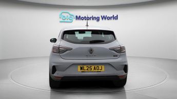 Renault Clio EVOLUTION E-TECH