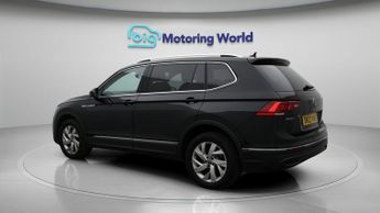 Volkswagen Tiguan Allspace LIFE TSI DSG