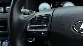 Hyundai KONA PREMIUM