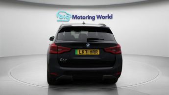 BMW iX3 PREMIER EDITION