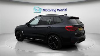 BMW iX3 PREMIER EDITION