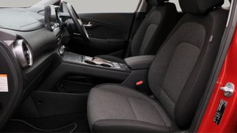 Hyundai KONA PREMIUM