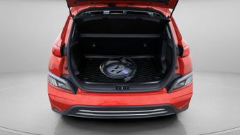 Hyundai KONA PREMIUM