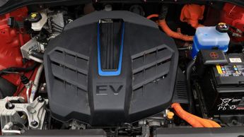 Hyundai KONA PREMIUM